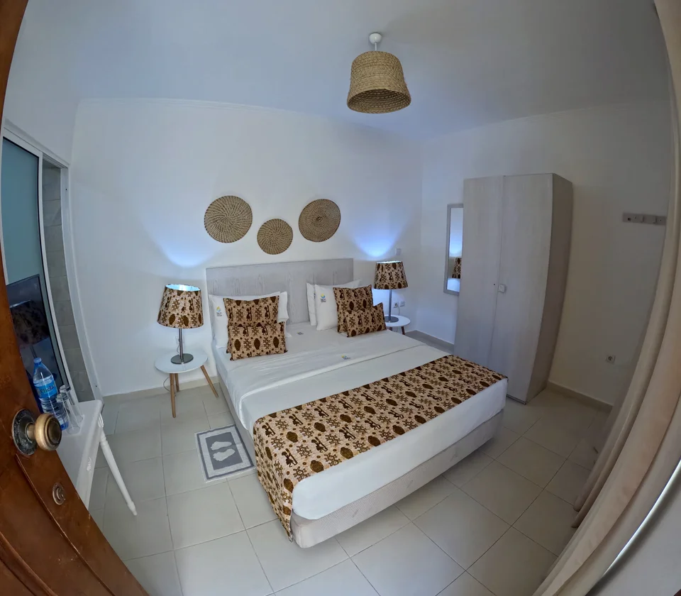 Angola Gallery Image 9